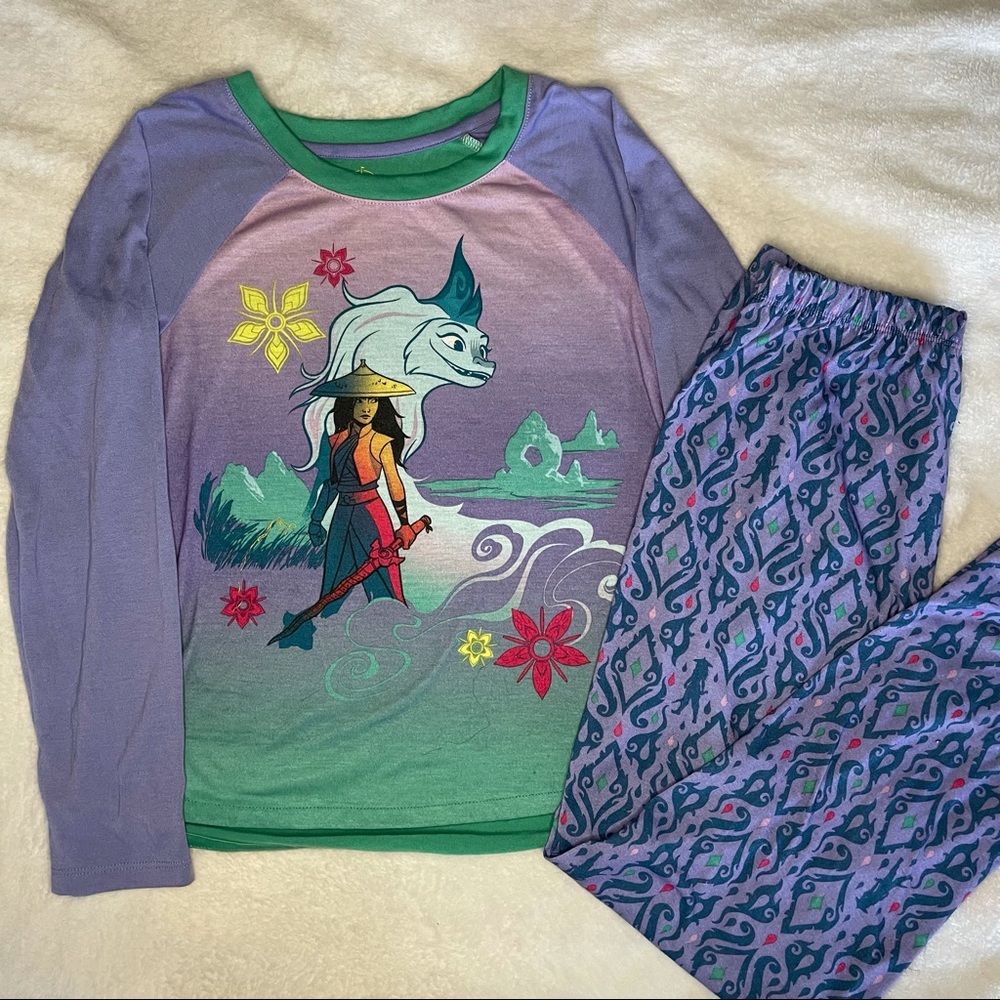 Disney Raya girls pajama set - size 10